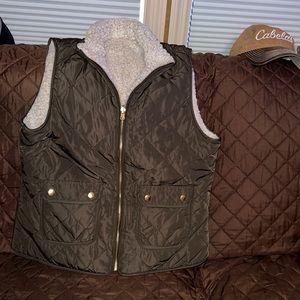 Local boutique reversible Sherpa vest